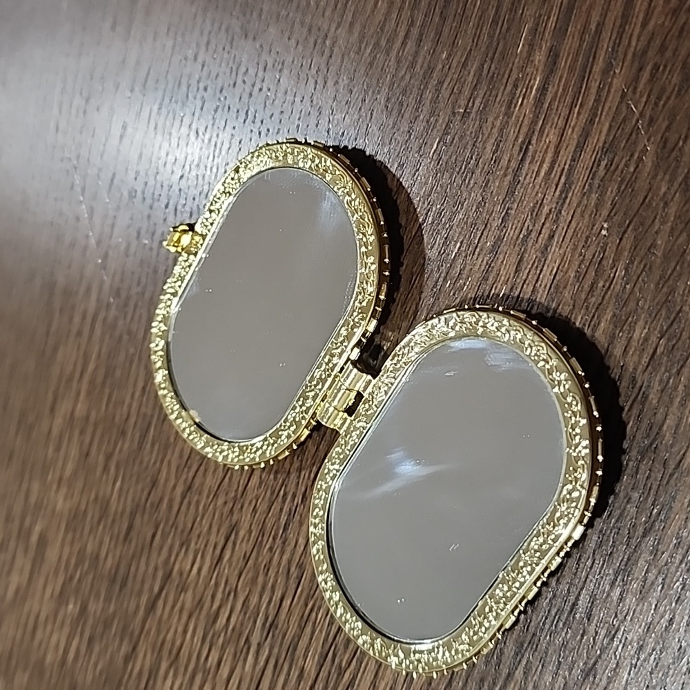 Floral Make Up Compact Mirror - Picture 3 of 4